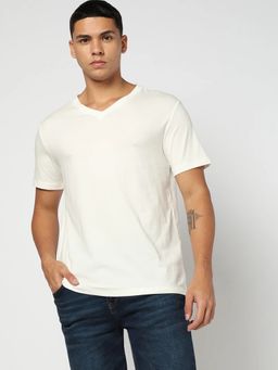 GAP - Men Solid Half Sleeves V-Neck White T-Shirt