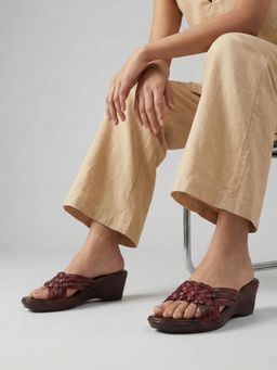 Dollphin - Women Maroon Wedge Heels