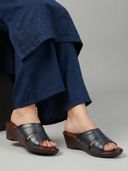 Navy Blue color option