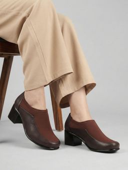 Dollphin - Women Brown Block Loafers