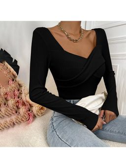 Outzidr - Womens Black V-Neck Knit Top