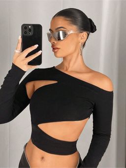 Outzidr - Womens Black One Shoulder Cut-Out Details Crop Top