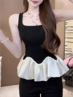 Outzidr - Womens Black Bubble Hem Top