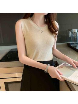 Outzidr - Womens Cream Round Neck Basic Solid Top