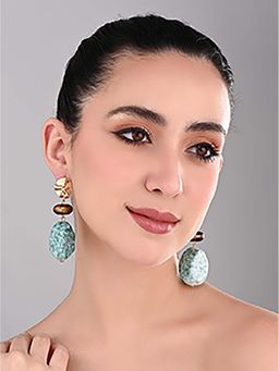 REENISAA - Emerald Aura Drop Earrings