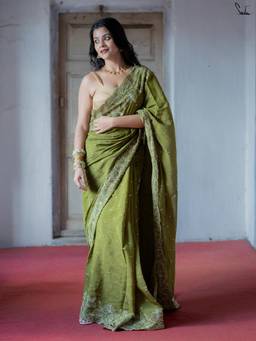 Suta - Green Embroidered Mul Saree
