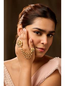Paisley Pop - 22 k Gold plated Floral Kundan Ring