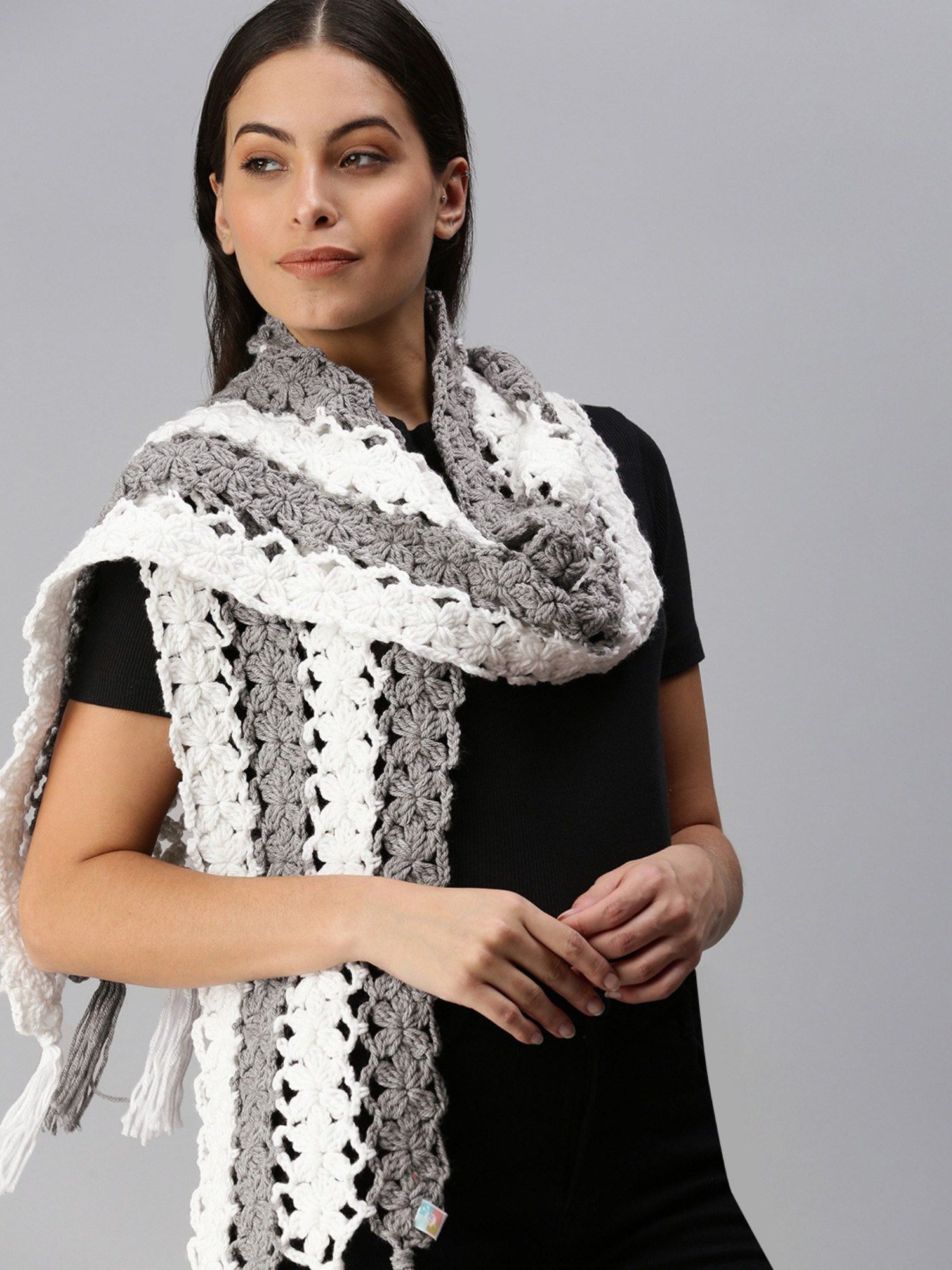 magic needles Women White Grey Striped Handmade Scarf-picture-10