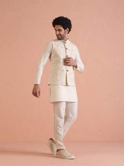 KISAH - Men Off White Foil Print Kurta Jacket Trouser (Set of 3)