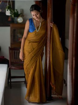 Suta - Women Mustard Cotton Woven Saree Without Blouse