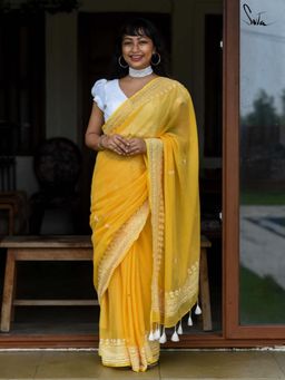 Suta - Women Yellow Cotton Embroidered Saree Without Blouse