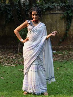 Suta - Women White Cotton Woven Saree Without Blouse