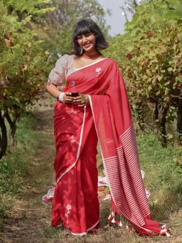 Suta - Women Red Cotton Floral Woven Saree with Unstitched Blouse