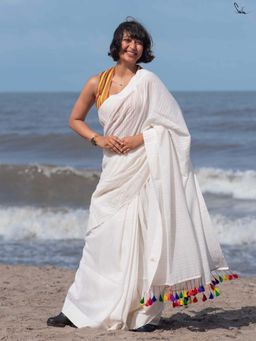 Suta - Women White Cotton Stripes Handloom Saree Without Blouse