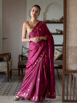 Suta - Women Wine Viscose Foil Printed Saree Without Blouse