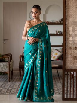 Suta - Women Teal Viscose Foil Printed Saree Without Blouse
