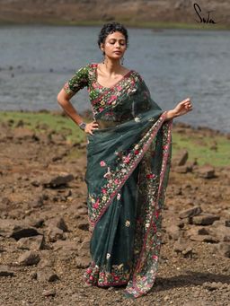 Suta - Women Green Embroidered Sequined Saree Without Blouse