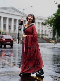 Suta - Women Maroon Cotton Floral Printed Saree Without Blouse
