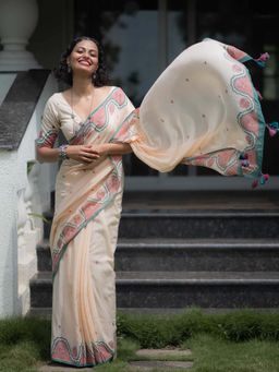 Suta - Women Cream Cotton Printed Saree with Unstitched Blouse