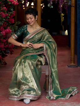 Suta - Women Green Pure Silk Embroidered Saree Without Blouse
