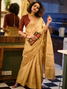 Suta - Women Gold Chanderi Handloom Saree Without Blouse