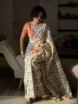 Suta - Women White Cotton Printed Saree Without Blouse