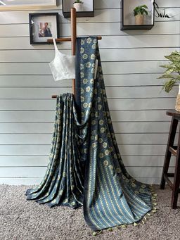 Suta - Women Navy Blue Pure Silk Floral Printed Saree with Unstitched Blouse