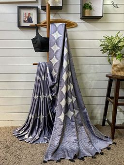 Suta - Women Grey Cotton Printed Saree Without Blouse