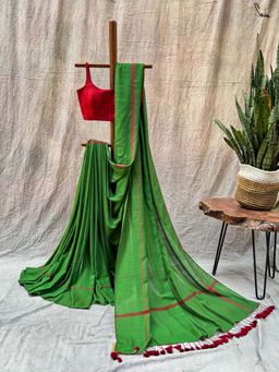 Suta - Women Green Viscose Handloom Saree with Unstitched Blouse