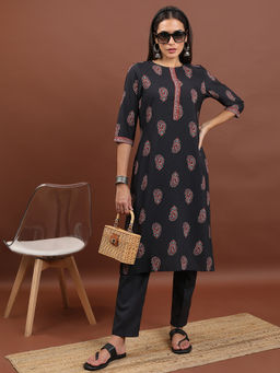 VISHUDH - Women Black Polyester Round Neck Kurta