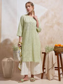 Green color option, Sold out, Currently selected