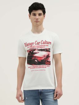 United Colors of Benetton - Men White Cotton Blend Relaxed Fit T-Shirt