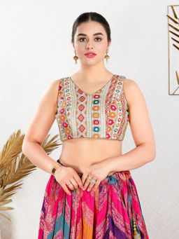 VAMAS - THE DESIGNER BLOUSES - Women Off White V-Neck Padded Stitched Blouse