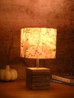 Green Girgit - Wooden Stripped Cube Lamp with Multi-Color Pink Flamingo Shade