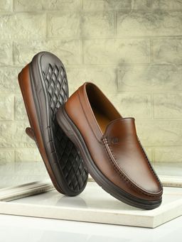 EGOSS - Tan Formal Loafers