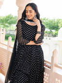 Black color option, Sold out, Currently selected