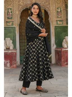 EverBloom - Aarohi Black Jacquard Anarkali Suit With Dupatta (Set of 3)