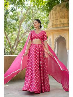 EverBloom - Dhriti Pink Organza Jacquard Lehenga (Set of 3)