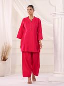Red color option, Sold out, Currently selected