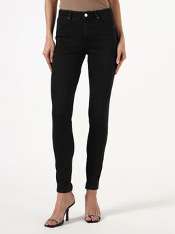 Guess - Women Solid Mid-Rise Skinny Fit Jeans - Black