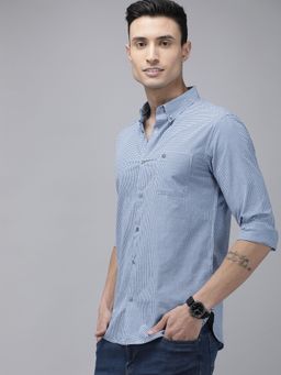 The Bear House - Men Blue and White Checked Slim Fit Cotton Casual Shirt