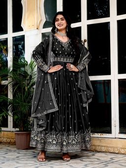 Odette - Women Black Silk Solid Stitched Kurta With Pant & Dupatta
