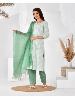 Rangpur - Sea Green Pleated Suit (Set of 3)