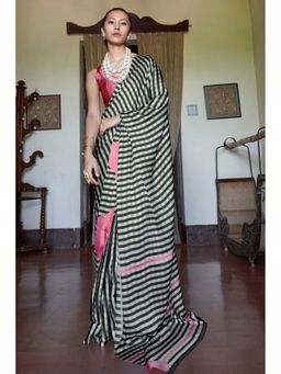 Mysilklove - Tuna Black and White Stripes Printed Satin Crepe Silk Saree With Unstitched Blouse