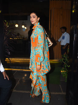 Sil-Sila - Co-Ord Goals in Orange Co-Ord (Set of 2)