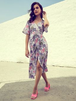 AAREIN - Lavender Half Sleeves V-Neck Floral Printed A-Line Casual Dress