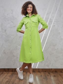 AAREIN - Green Three-Quarter Sleeves Shirt Collar Solid A-Line Casual Dress