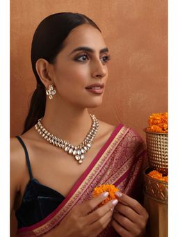 SWABHIMANN - Toshi White Kundan Necklace Set