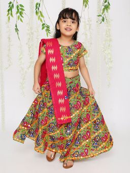 KID1 - Mirror Work Navratri Green Lehenga Choli (Set of 3)