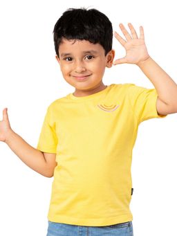 YOUMAA - Yellow Solid/Plain Comfortable Fit T-Shirt